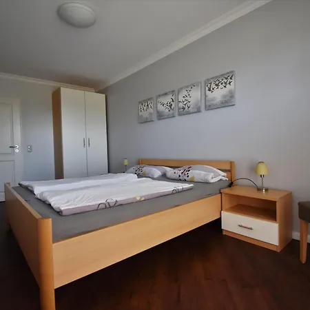 Urlaubstraeume-am-meer-wohnung-6-2-758 *